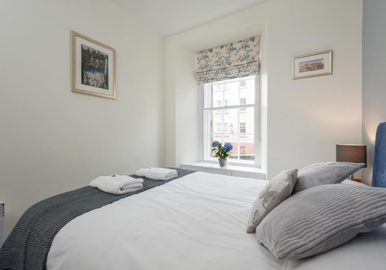 Blair St Burns Apt Old Town Edinburgh Exterior photo